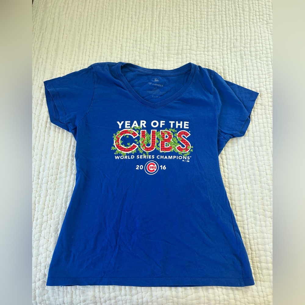 2016 Chicago Cubs World Series shirt ⚾️ 💙 size S